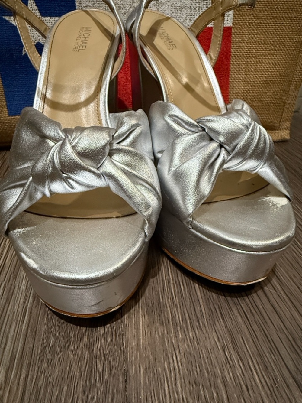 Michael Kors Josie Platform Sandals 8M - Picture 5 of 6
